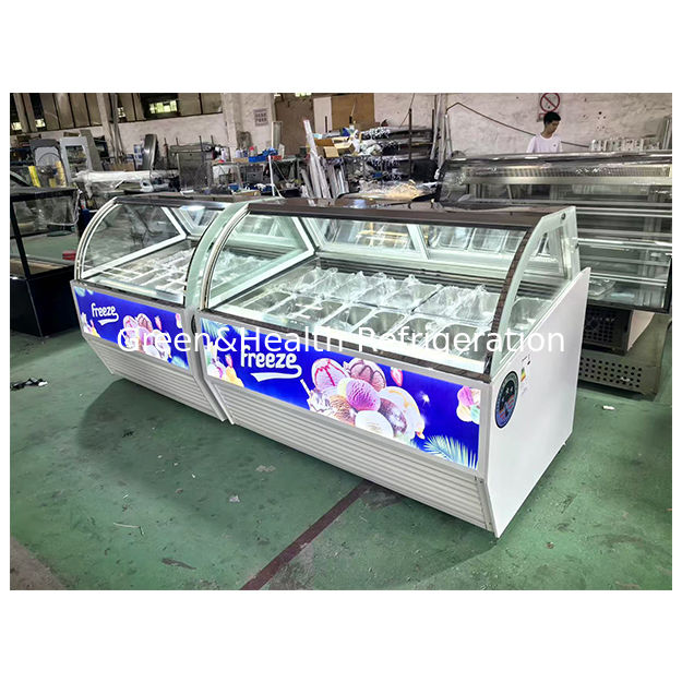 アイスクリーム店/スーパーマーケットは,冷蔵庫を冷蔵庫に設置し,冷蔵庫を展示する